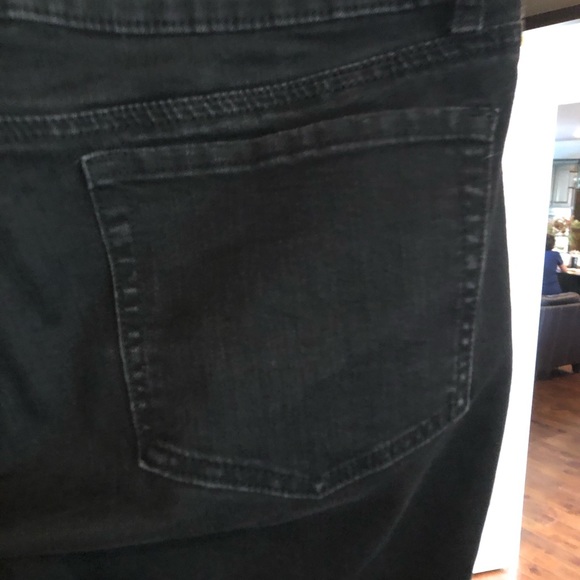 Black Capri jeans - Picture 2 of 5